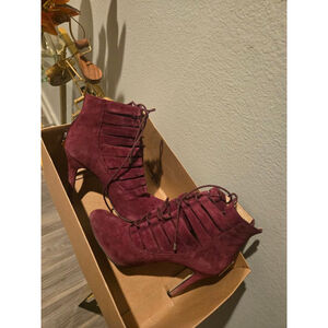 Women's BCBGeneration Burgundy Suede Ankle Boots Size 8